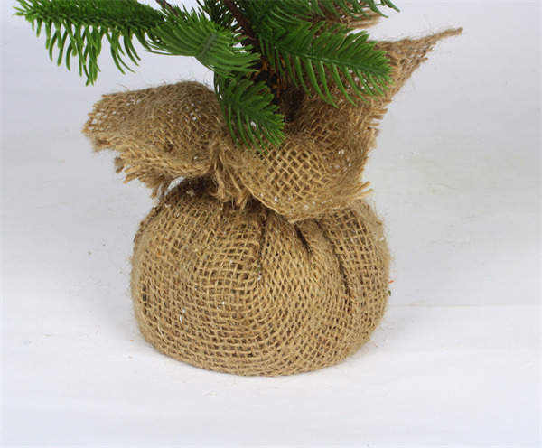 Små julepynt i burlap base