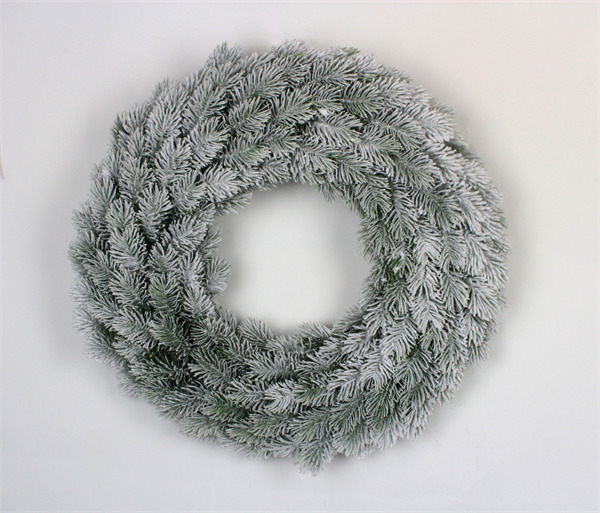 Christmas wreaths storage snow finish.jpgChristmas Wreaths Storage Snow Finish.jpg